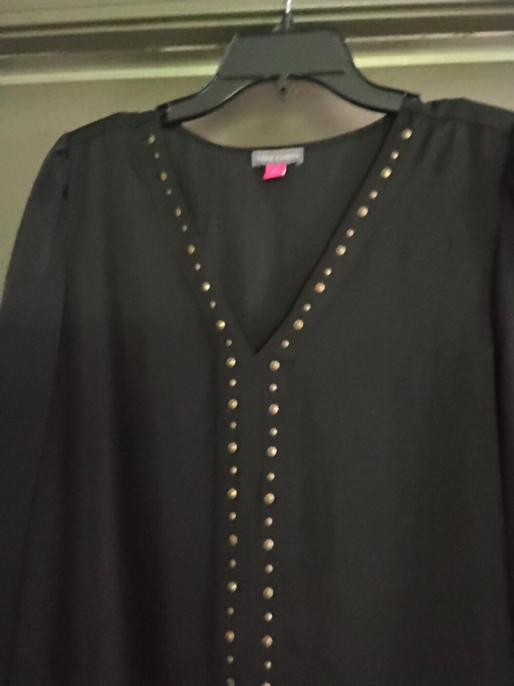 Vince Camuto black top size large.